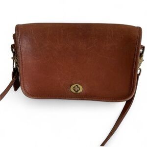 Coach Vintage Convertible Clutch “Penny Pocket” British Tan Leather Bag‎ 9755